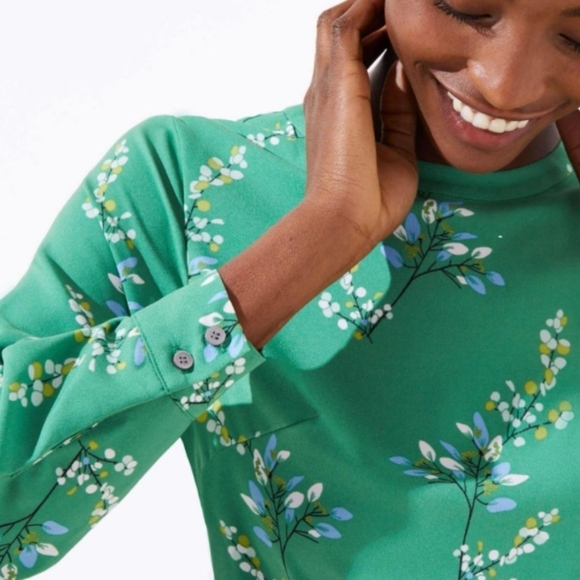 LOFT Ann Taylor Green Spring Print Fit and Flare Long Bell Sleeve Dress Sz 10 - Picture 3 of 11